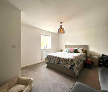 3 bedroom detached bungalow to rent - Photo 3