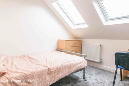 10 Wellington Street, Heslington Road - Photo 5