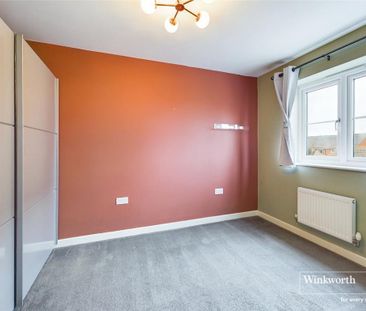 3 bedroom semi-detached house to rent - Photo 5