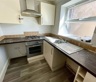 Wimborne Road, Bournemouth, Dorset, BH9 - Photo 4