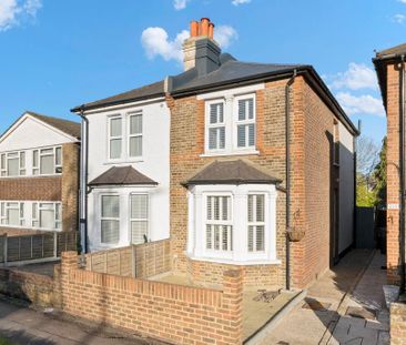 2 bedroom semi-detached house to rent - Photo 4