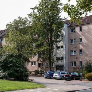 Moderne 3-Zimmer-Wohnung mit Loggia und Duschbad - Photo 2