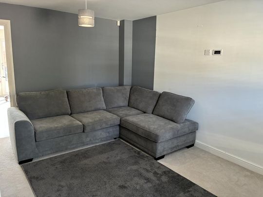 3 bedroom property to rent - Photo 1