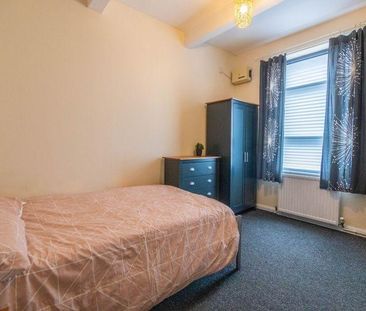 3 bedroom house share to rent - Photo 2