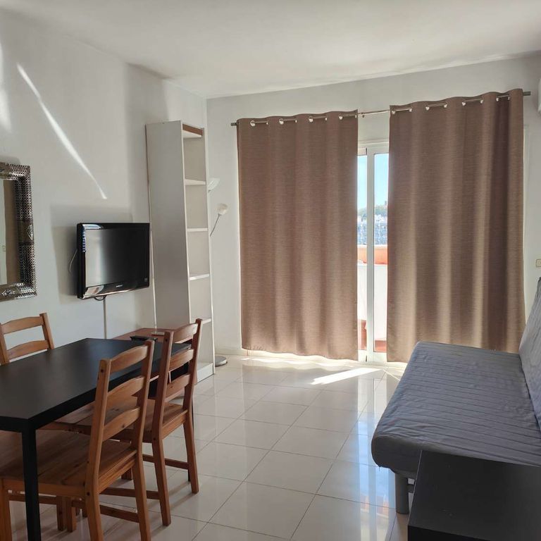 1 room luxury Flat for rent in Benalmádena, Spain - Photo 1