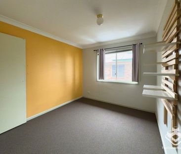 INSPECTION CANCELLED Charming 3-Bedroom Townhouse in Prime Sherwood... - Photo 3