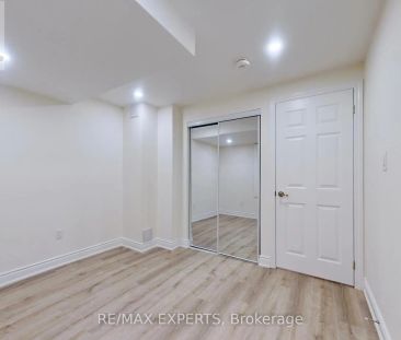 91 AYLESBURY DRIVE - Photo 2