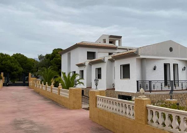 Luxury Villa For Rent Long Term Altea El Planet