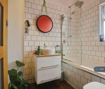 2 bedroom maisonette to rent - Photo 6