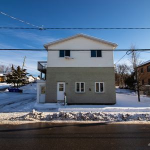 Appartement à Louer - 310 A Rue Bélanger - Photo 2