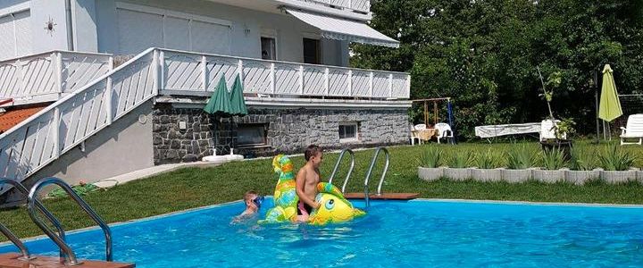 Altersruhesitz Ungarn 100 mtr. zum Balaton Erdgeschosswohnung - Foto 1