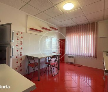 Apartament la casa, de inchiriat cu 3 camere in zona Nufaru, Oradea - Photo 3