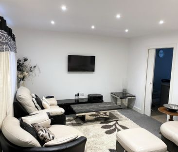 3 bed semi-detached house to rent in Potters Drive, Great Yarmouth,... - Photo 1