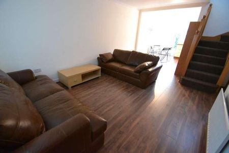 Drayton Street, Hulme, Manchester, M15 - Photo 2