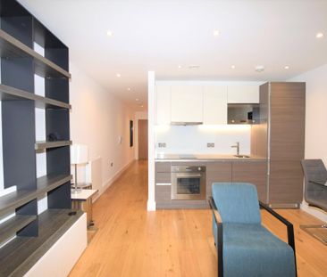 Grove Park, London, NW9 - Photo 2