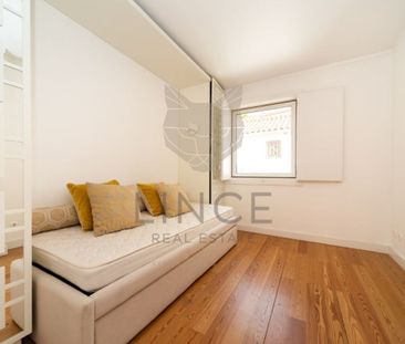 3 room luxury Duplex for rent in Lisbon, Portugal - Photo 4