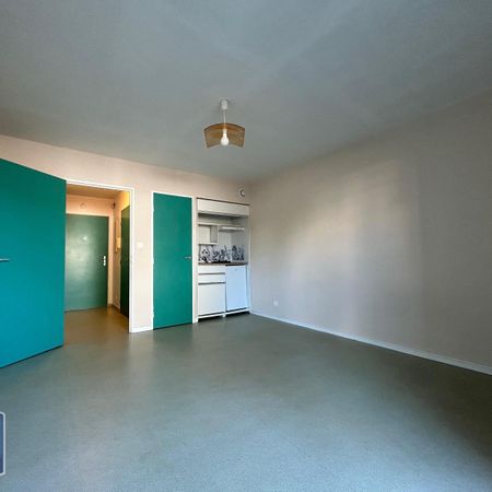 Location Appartement 1 pièce 23m² POITIERS 86000 - Photo 3