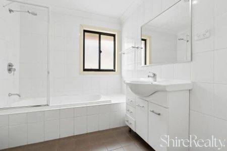 “Private Family Retreat in a Perfect Location” - Photo 2