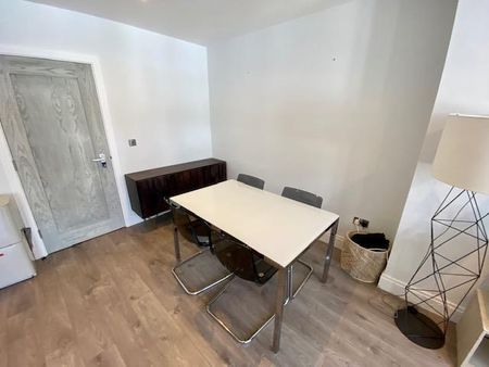 High Street, Maidenhead - Photo 3