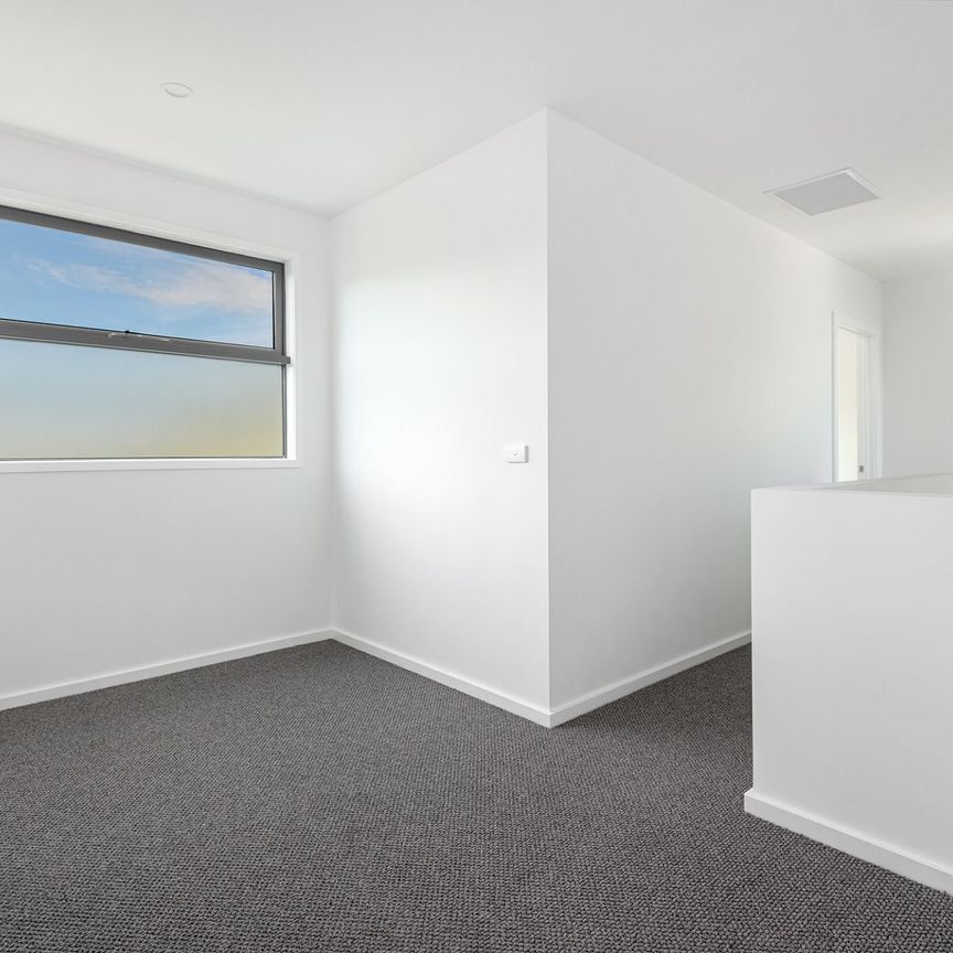 2/56 Orwil Street Frankston VIC - Photo 1