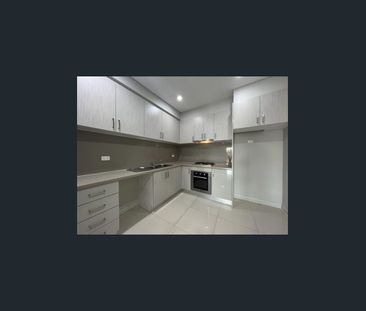 Spacious and Private 2 Bedroom Unit - Photo 4
