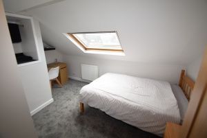 4 bedroom house share to rent - Photo 5