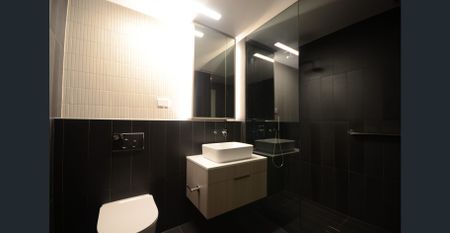 BEAUTIFUL TWO BEDROOM APARTMENT WITH STUNNING VIEWS!!!! - Photo 5