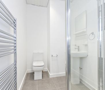 2 bedroom flat to rent - Photo 6