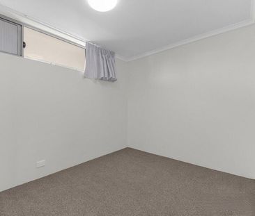 Modern - Great Location - Quiet Street - Photo 1