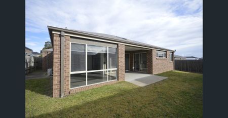 ADDISON REAL ESTATE - Photo 2