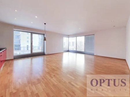 P10 Vinohrady, Korunní - nadstandardní byt 2 + k.k. v komplexu Korunní Dvůr, 76 m - Fotografie 2