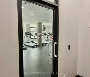 Showcase Lofts - Photo 2