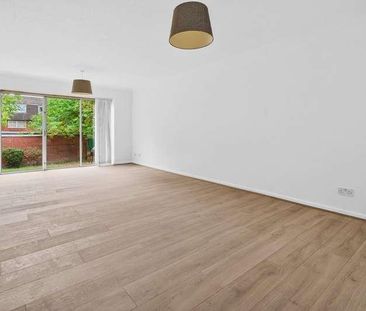 Merryfield Gardens, Stanmore, HA7 - Photo 3