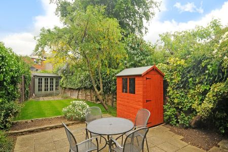 Claremont Road, Windsor, SL4 - Photo 2