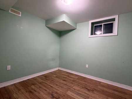 For Lease - 13 Atkinson Court Unit# bsmt, Ajax, Ontario - Photo 5