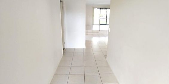 Great Size Family House - Photo 3