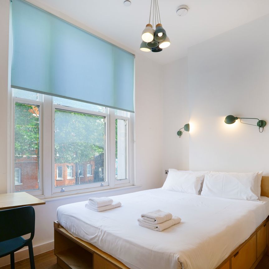 BILLS INCLUDED - A contemporary and modern studio flat in Philbeach Gardens, London SW5 - Photo 1