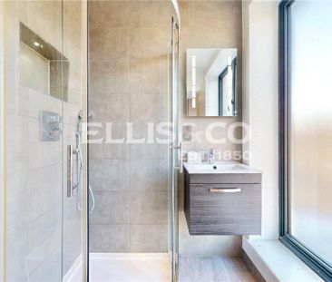Bideford Avenue, UB6, Greenford - Photo 4