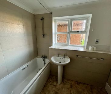 Hudson Close - Photo 4