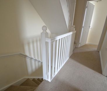3 bedroom semi-detached house to rent - Photo 6