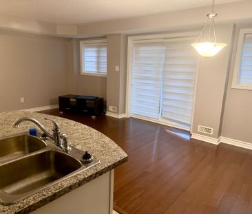 For Lease - 105 Bluestone Private Unit# 2, Orleans - Cumberland and... - Photo 4