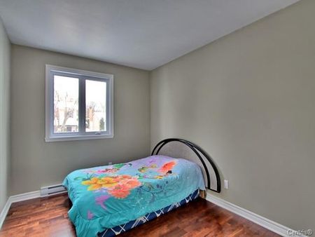 Maison à paliers multiples à louer, Laval (Sainte-Dorothée) - Photo 3