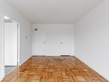 For Lease - 2515 Eglinton Avenue Unit# 104, Toronto, Ontario - Photo 3