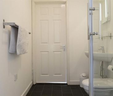 1 bedroom property to rent - Photo 5