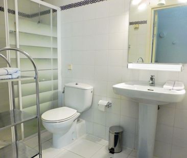 2 room luxury Apartment for rent in Estepona, Andalusia - Photo 6