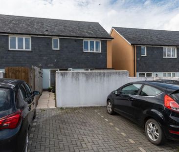 3 bedroom semi-detached house to rent - Photo 5