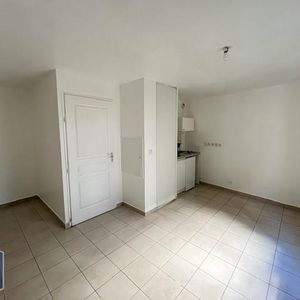 Location Appartement 1 pièce 20m² CORBEIL ESSONNES 91100 - Photo 2