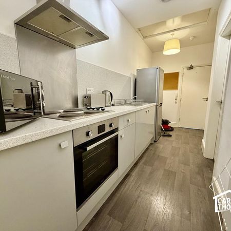 1 bedroom flat to rent - Photo 3