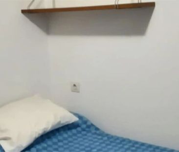 Piso de alquiler en Rúa Alcalde Suárez Ferrín, 8, Los Rosales - Photo 3