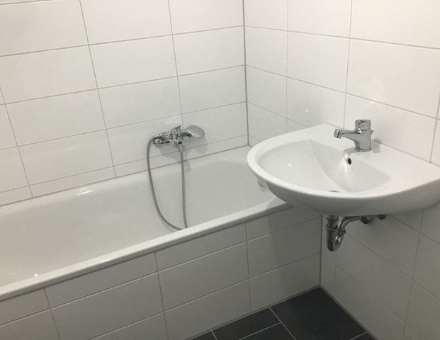 Miet mich - 3-Zi.-Whg. mit Balkon in GE-Erle - Foto 1